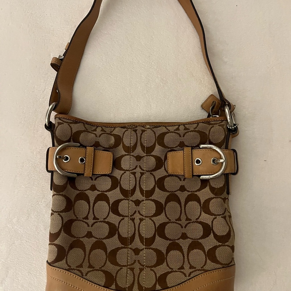Vintage Coach Tan and Brown Shoulder Bag